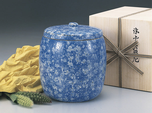骨壷 葉月窯 氷雪藍小花(ひょうせつあいこばな)(木箱付) 5寸/6寸/7寸