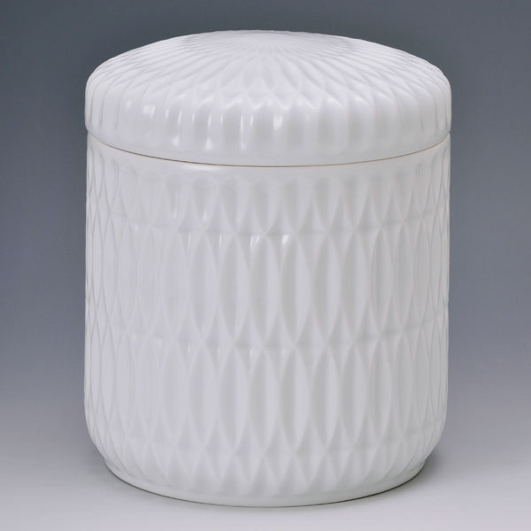 骨壷 有田焼晴陽窯 白磁昴カット 5寸/6寸/7寸