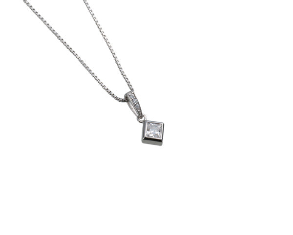 【ご遺骨から作るダイヤモンド0.25ct~(ダイヤ5色から選択)】ペンダントDP010ホワイトゴールド