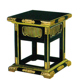 本願寺派鏧台(きんだい)